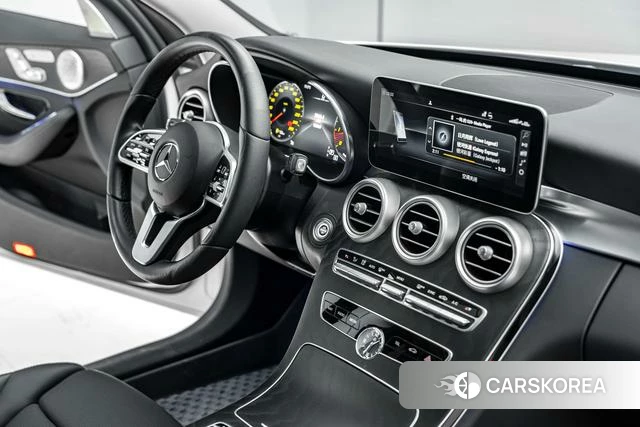 Mercedes-Benz Class C (imported) 2021 Белый из Китая, фото 2