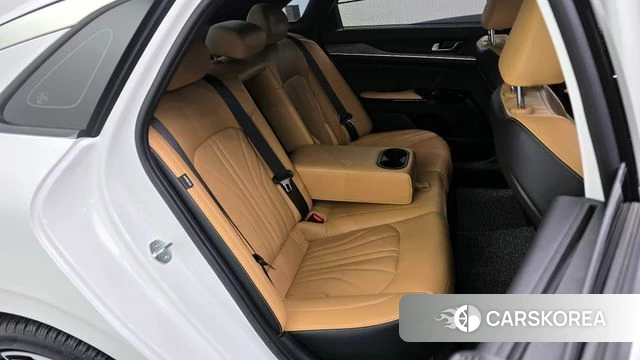 Kia K5 3rd generation 2023 Белый из Кореи, фото 2