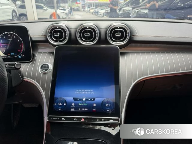 Mercedes-Benz Class C 2022 Белый из Китая, фото 2