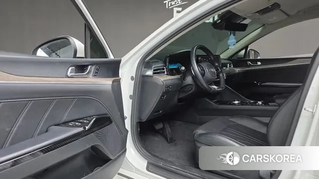 Kia K5 3rd generation 2020 Белый из Кореи, фото 2