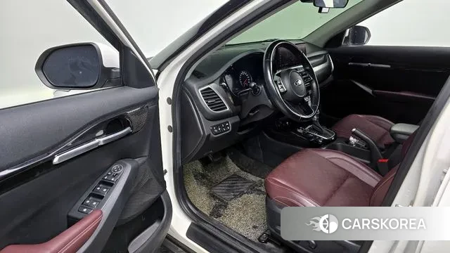 Kia Seltos 2020 Белый из Кореи, фото 2