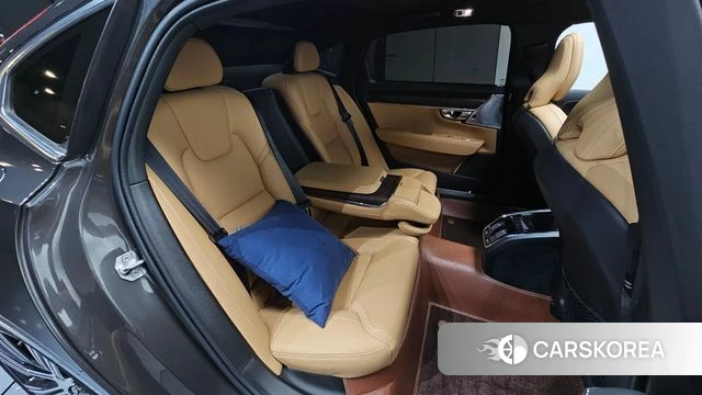 Volvo S90 2021 Серый из Кореи, фото 2
