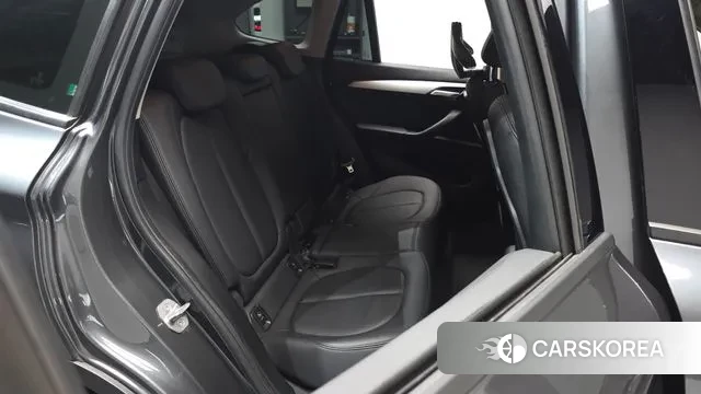 BMW X1 (F48) 2018 Серый из Кореи, фото 2