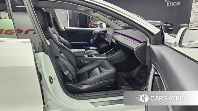 Tesla Model 3 2020 Белый из Кореи, фото 2