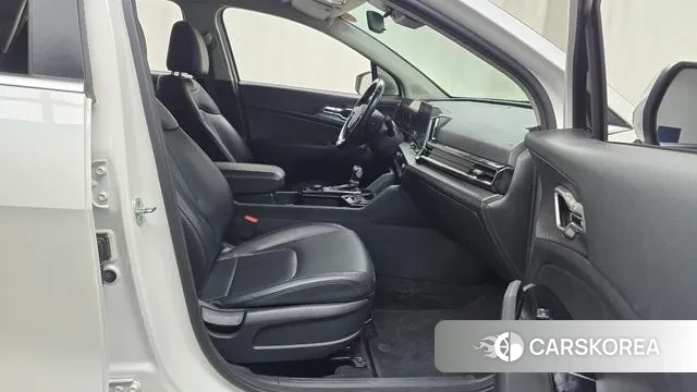 Kia Sportage 5th Generation 2022 Белый из Кореи, фото 2