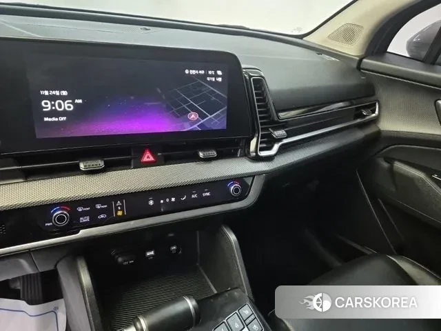 Kia Sportage 5th Generation 2021 Серебристо-серый из Кореи, фото 2