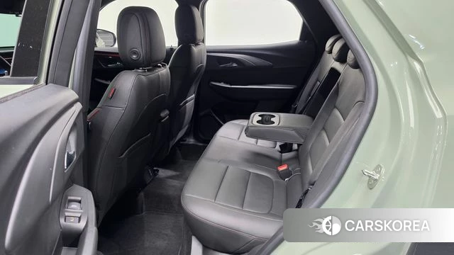 Chevrolet (GM Daewoo) The New Trail Blazer 2023 Зеленый из Кореи, фото 2