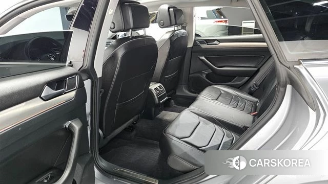 Volkswagen Arteon 2018 Серебряный из Кореи, фото 2
