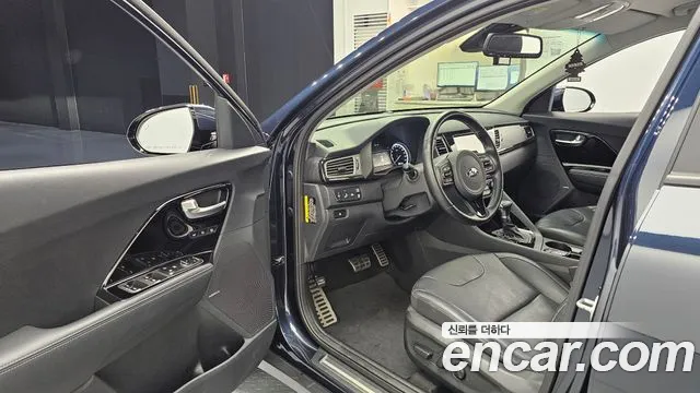 Kia Niro 2018 Синий из Кореи, фото 2