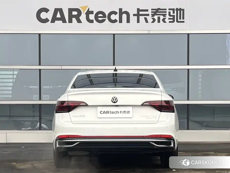 Volkswagen Sagitar 2024 Белый из Китая, фото 2