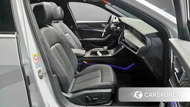 Audi A6 (C8) 2023 Белый из Кореи, фото 2