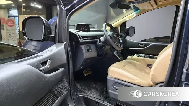 Hyundai Staria 2024 Синий из Кореи, фото 2