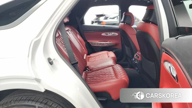 Genesis GV70 2021 Белый из Кореи, фото 2