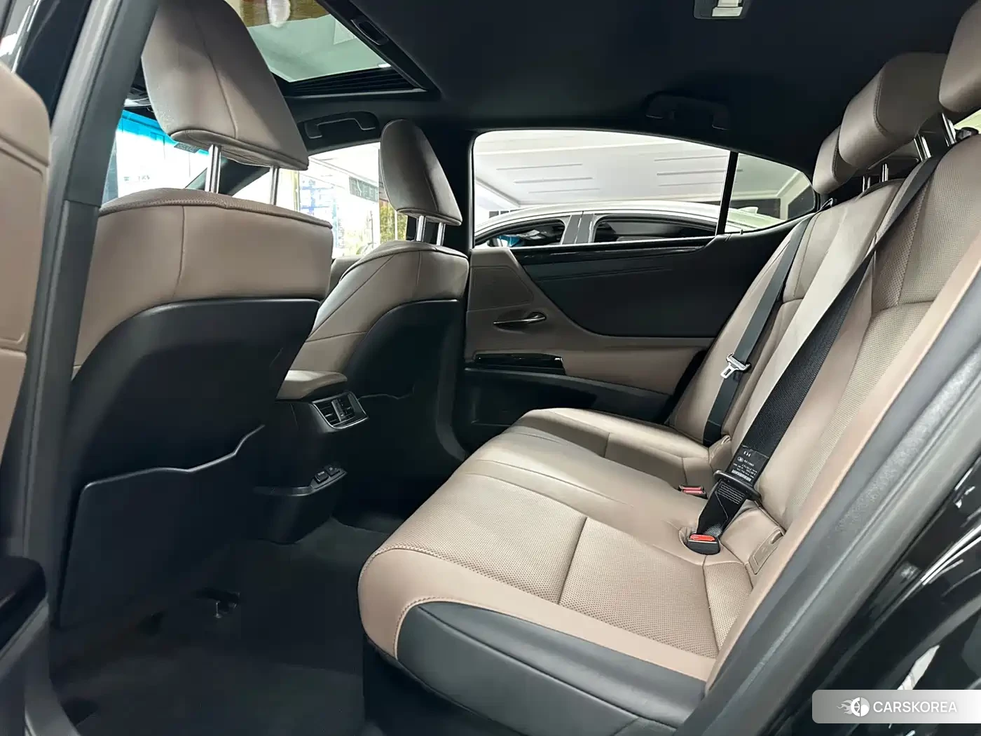 Lexus ES 2024 Черный из Китая, фото 2