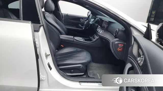 Mercedes-Benz CLS-Class C257 2022 Белый из Кореи, фото 2