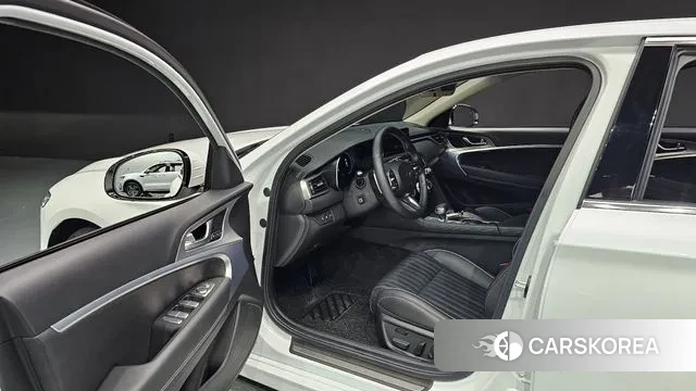 Genesis The New G70 2023 Белый из Кореи, фото 2