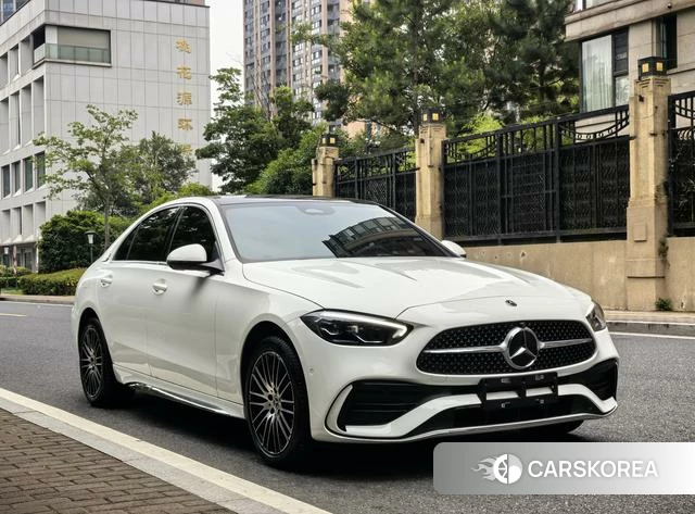 Mercedes-Benz Class C 2025 Белый из Китая, фото 2