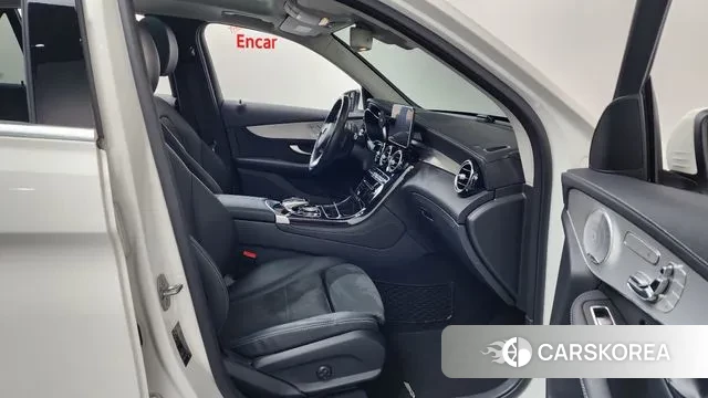 Mercedes-Benz GLC-Class X253 2019 Белый из Кореи, фото 2