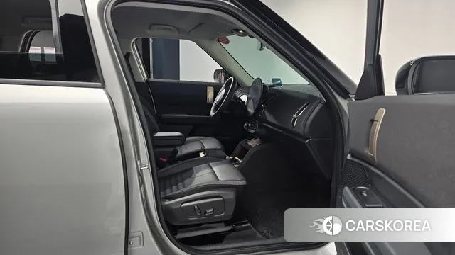 Mini Cooper S Countryman 3rd Generation 2024 Серебристо-серый из Кореи, фото 2