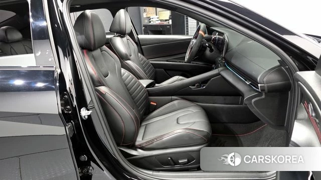 Hyundai Avante (CN7) 2022 Черный из Кореи, фото 2