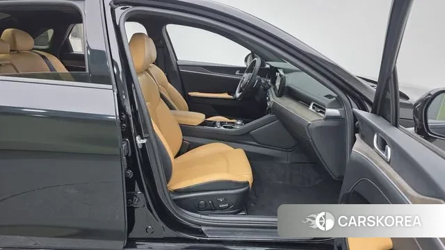 Kia K5 3rd generation 2021 Черный из Кореи, фото 2
