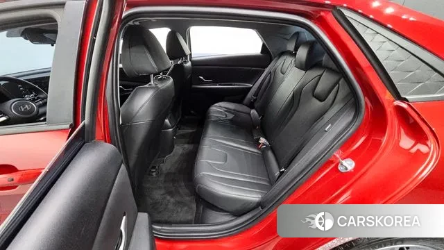 Hyundai The New Avante Hybrid (CN7) 2023 Красный из Кореи, фото 2