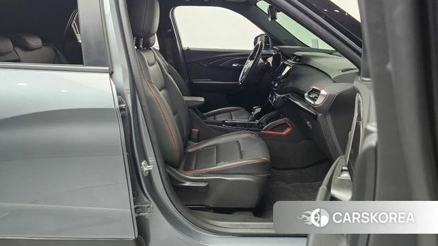 Chevrolet (GM Daewoo) Trailblazer 2021 Серый из Кореи, фото 2