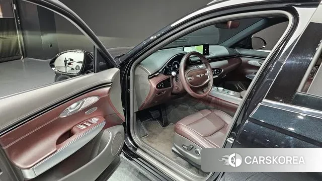 Genesis GV70 2022 Черный из Кореи, фото 2