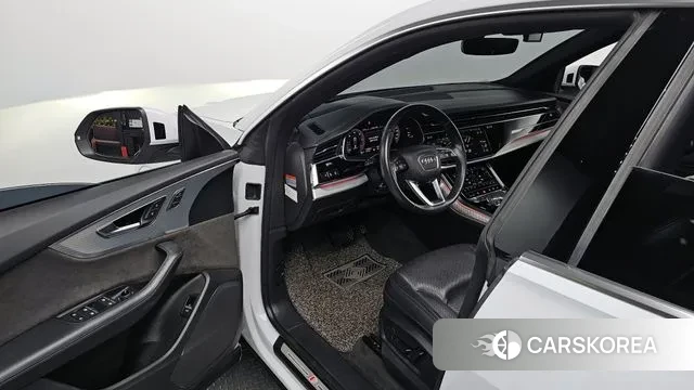 Audi Q8 (4M) 2020 Белый из Кореи, фото 2