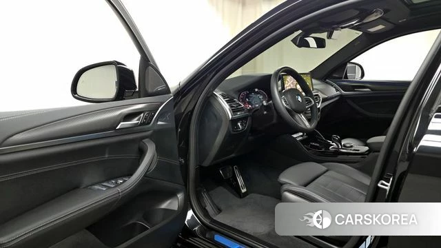 BMW X4 (G02) 2025 Черный из Кореи, фото 2