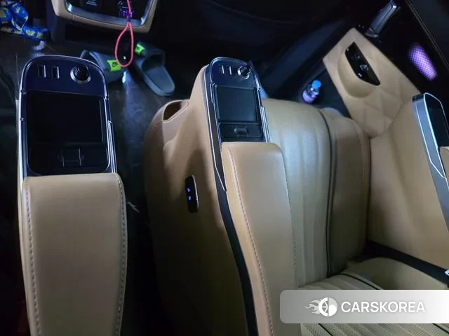 Kia Carnival 4th generation 2023 Черный из Кореи, фото 2