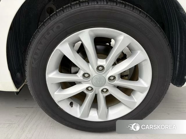 Kia K3 2018 Белый из Китая, фото 2