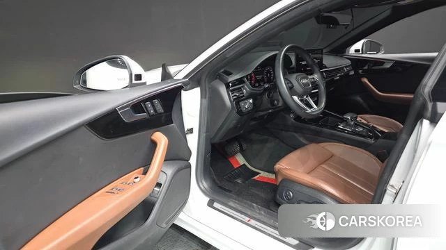 Audi A5 (F5) 2021 Белый из Кореи, фото 2