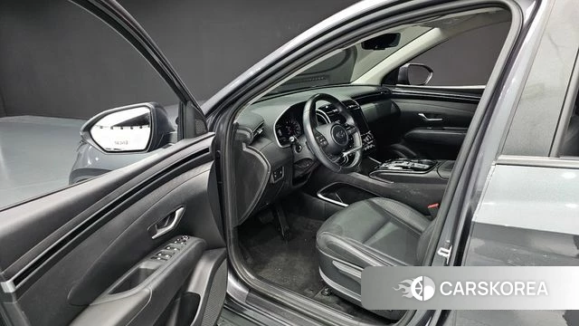 Hyundai Tucson (NX4) 2022 Серый из Кореи, фото 2