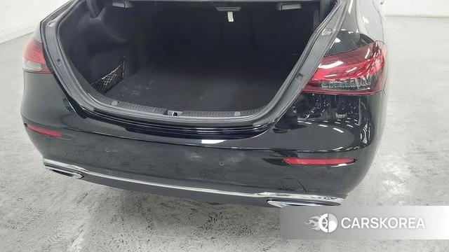 Mercedes-Benz E-Class W213 2022 Черный из Кореи, фото 2