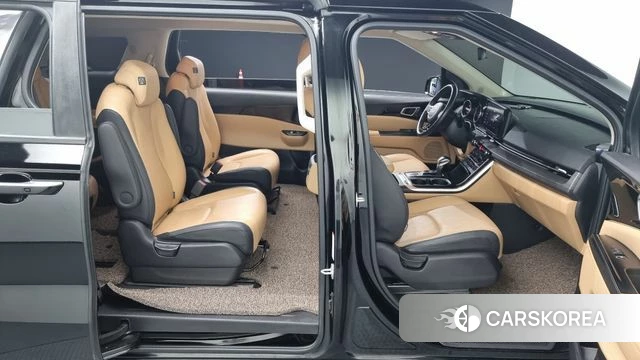 Kia Carnival 4th generation 2023 Черный из Кореи, фото 2