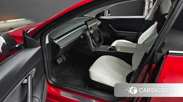 Tesla Model 3 2020 Красный из Кореи, фото 2