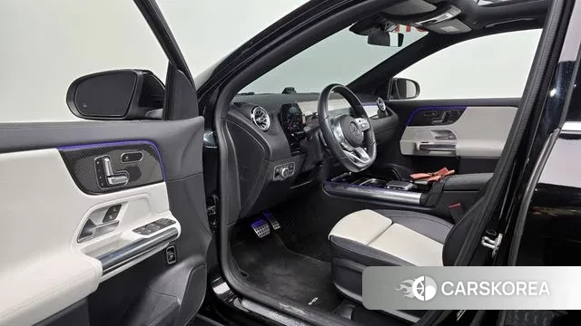 Mercedes-Benz GLA - Class H247 2021 Черный из Кореи, фото 2