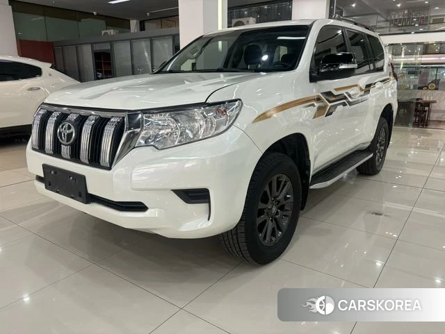 Toyota Prado 2020 Белый из Китая, фото 2