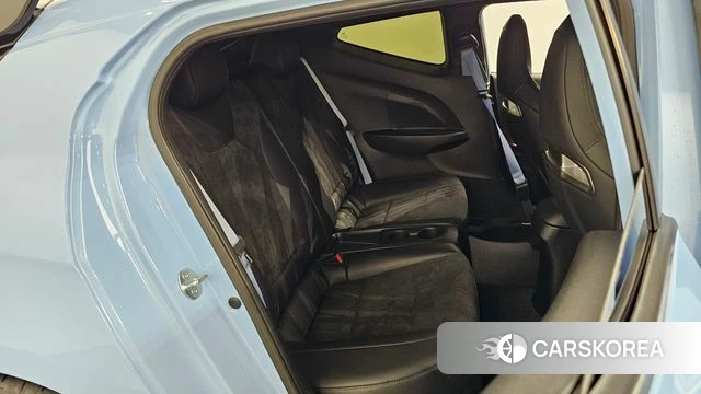 Hyundai Veloster (JS) 2020 Светло-серебряный цвет из Кореи, фото 2