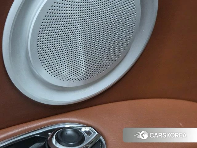 Aston Martin DB11 2019 Синий из Кореи, фото 2