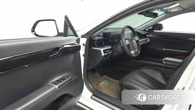 Hyundai Grandeur Hybrid (GN7) 2023 Белый из Кореи, фото 2