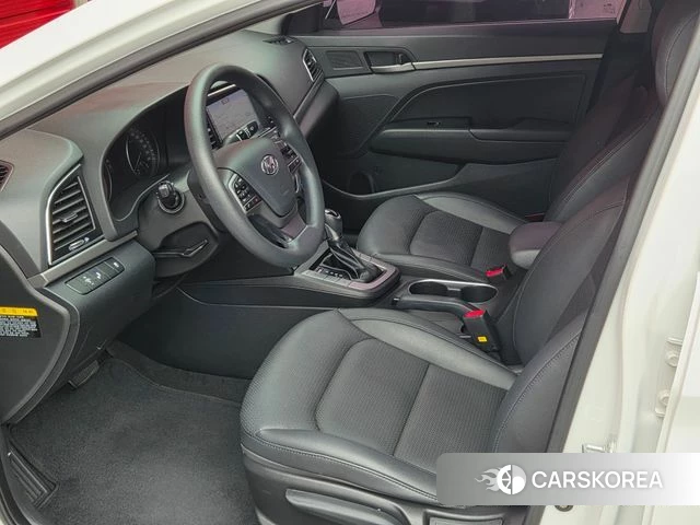 Hyundai Avante AD 2018 Белый из Кореи, фото 2