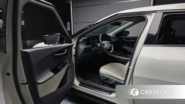 Kia EV6 2022 Серебристо-серый из Кореи, фото 2