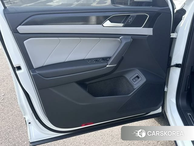 Volkswagen Tanyue 2022 Белый из Китая, фото 2
