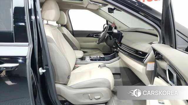 Kia The New Carnival 4th Generation 2024 Черный из Кореи, фото 2