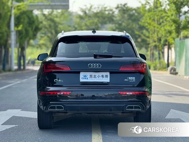 Audi Q5L 2023 Черный из Китая, фото 2