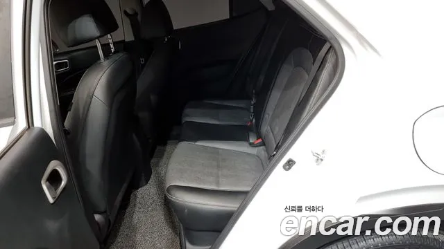 Hyundai Venue 2019 Белый из Кореи, фото 2