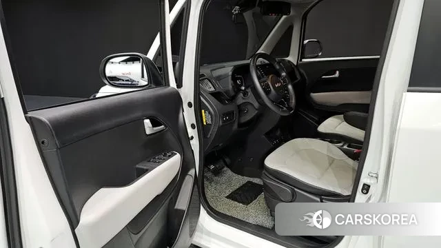 Kia The New Kia Ray 2023 Белый из Кореи, фото 2