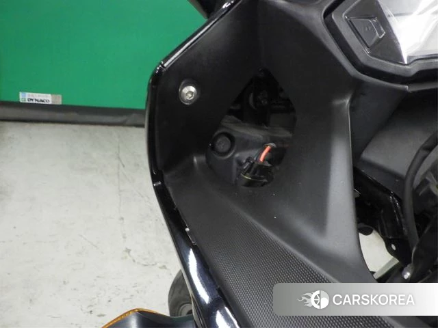 Проданный Honda CBR400R id 3946949 из Японии, фото 5